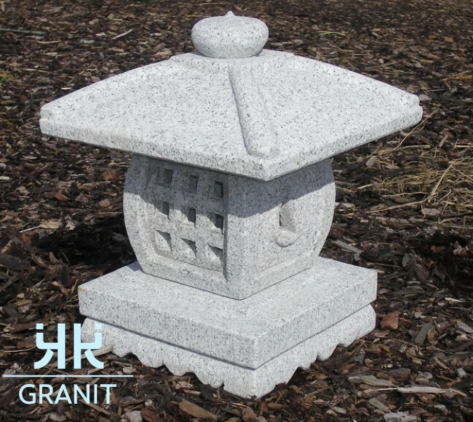 Tenka Chaya aus massivem Granit – Handgefertigte japanische Steinlaternem