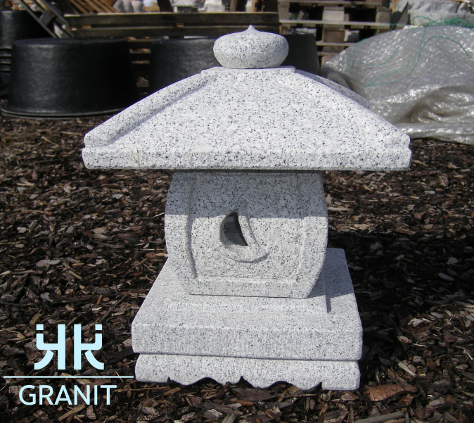 Tenka Chaya aus massivem Granit – Handgefertigte japanische Steinlaternem