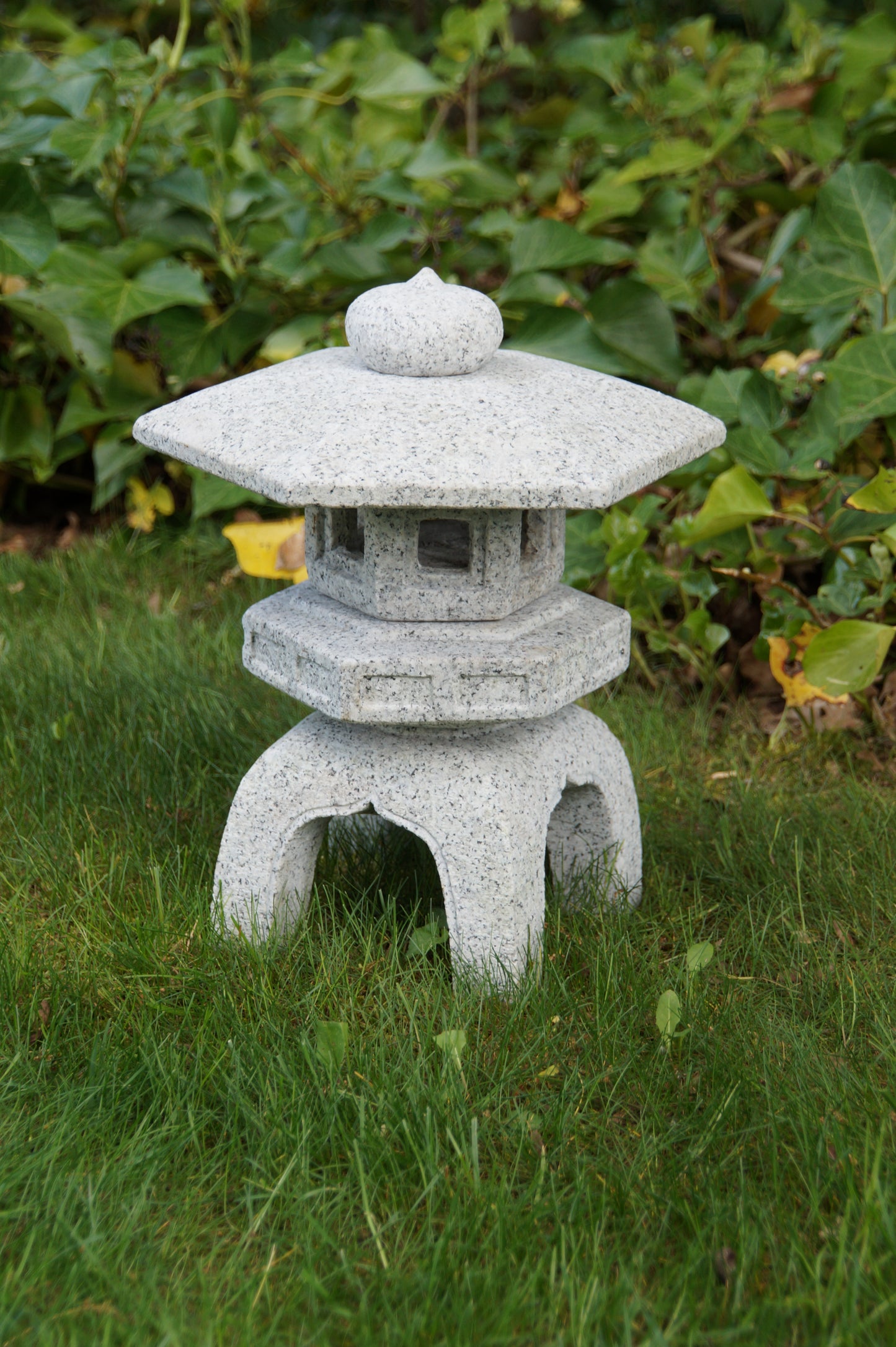 Kodai Yukimi Steinlaterne