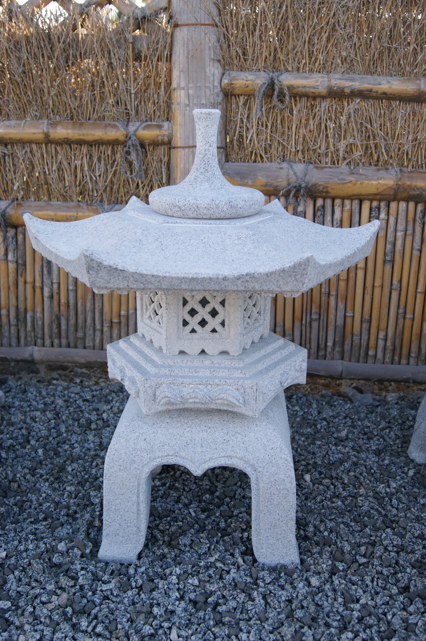 Rokkaku Yukimi Steinlaterne