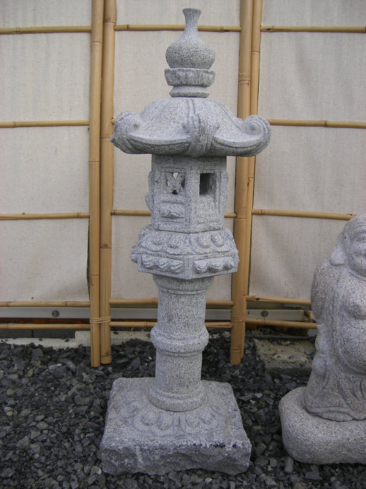 Kasuga Steinlaterne